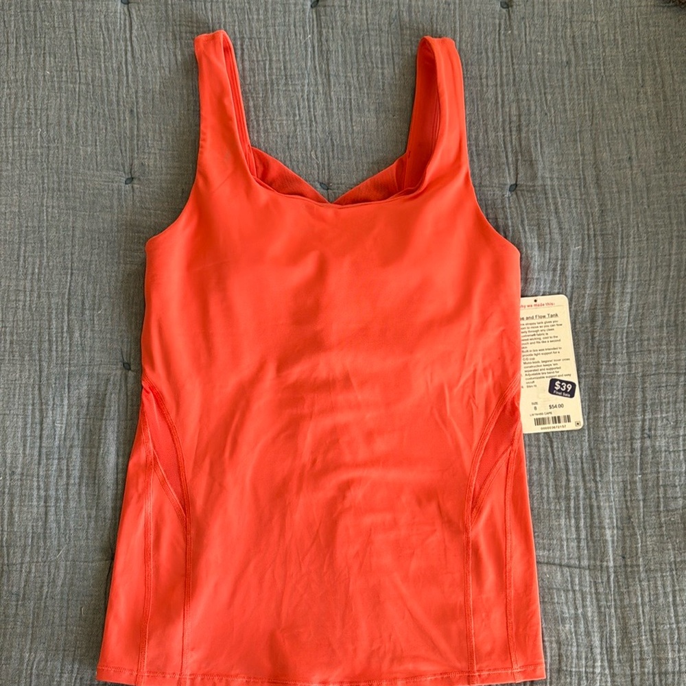 Lululemon Rise and Flow Tank